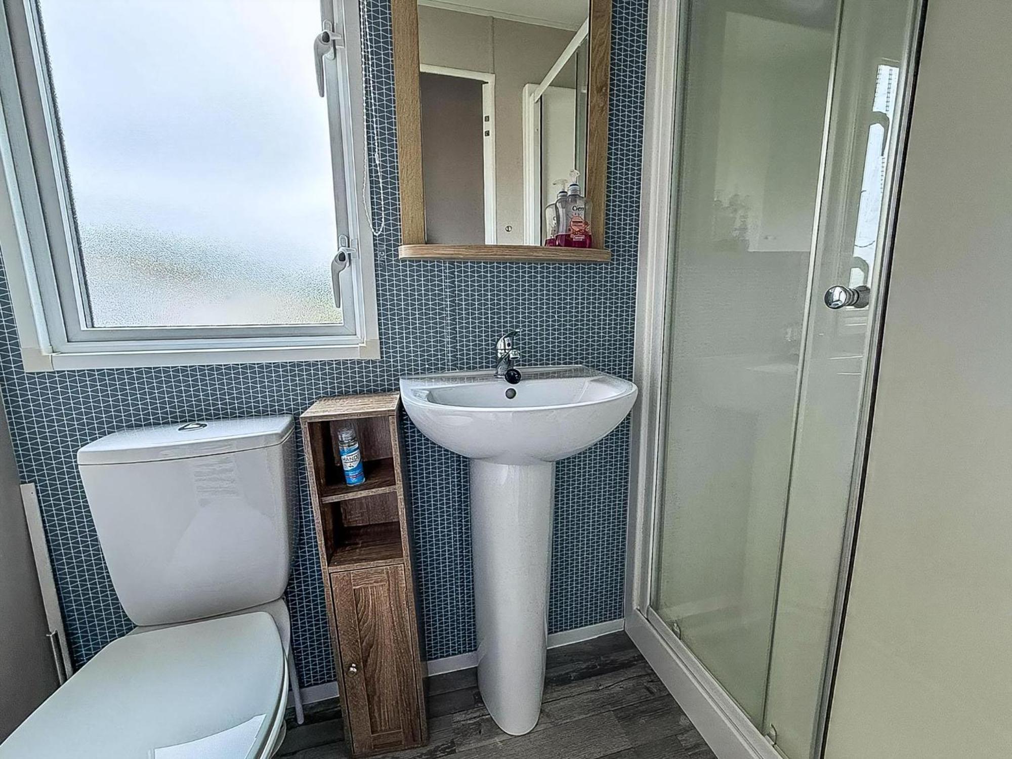 Modern 6 Berth Caravan With Wifi At St Osyth Beach In Essex Ref 28008Pm Clacton-on-Sea Exterior foto